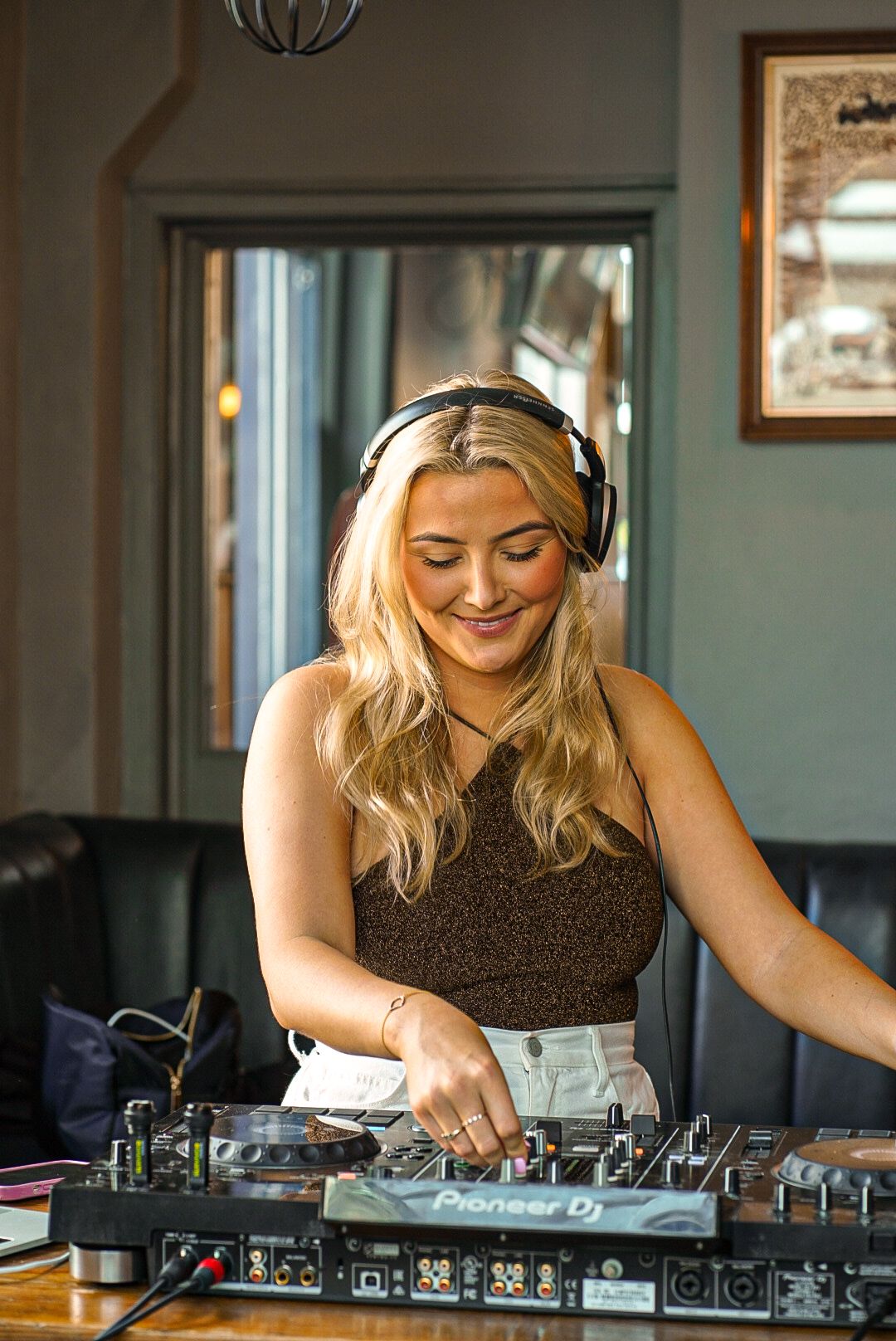 Friday Night DJ